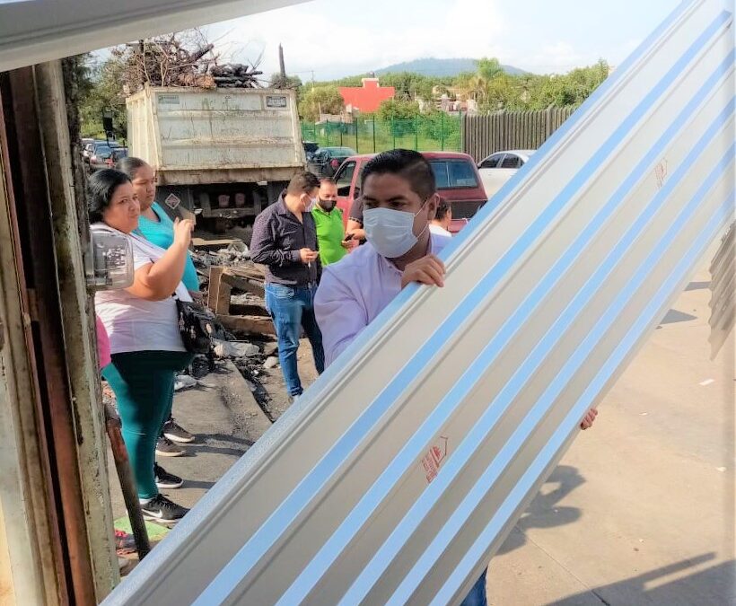 “De corazón, estoy con ustedes”; dice Paco Cedillo a familias afectadas por incendio