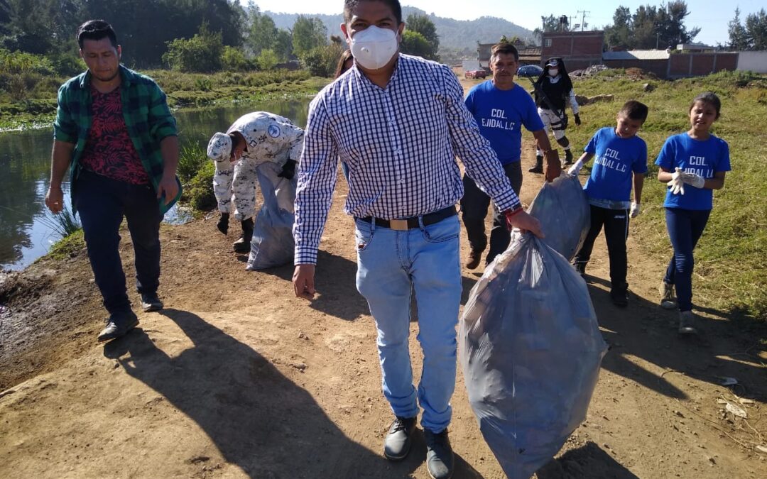 Paco Cedillo participa en el rescate del Parque Urbano Ecológico de Uruapan
