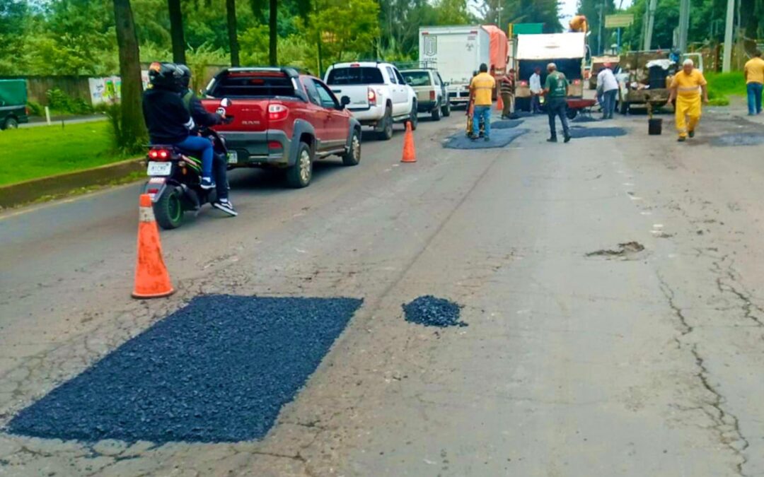 Gobierno Municipal redobla esfuerzos en trabajos de bacheo