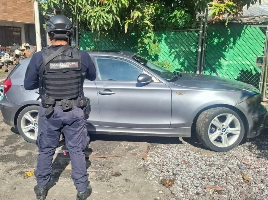 Recuperan auto robado en la colonia Centro