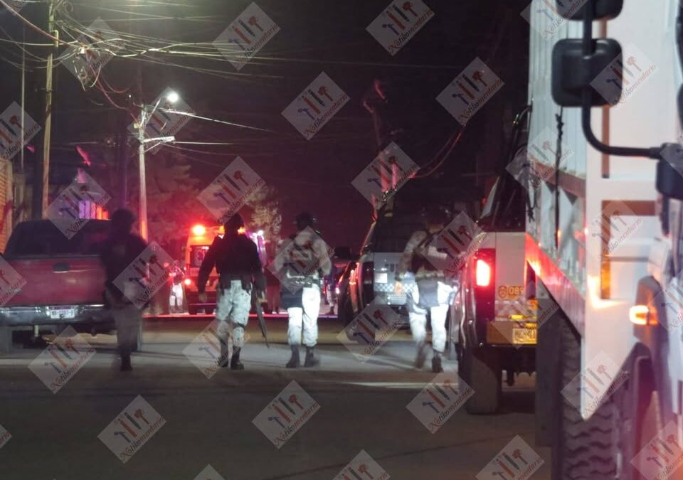 Balean a dos en El Planetario