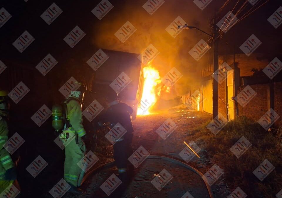 Se registran tres incendios de vehículos durante esta madrugada