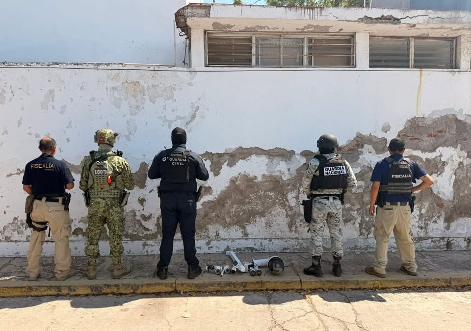 Retira FGE siete “cámaras parásitas” instaladas ilegalmente y presuntamente utilizadas para conductas delictivas, en Apatzingán