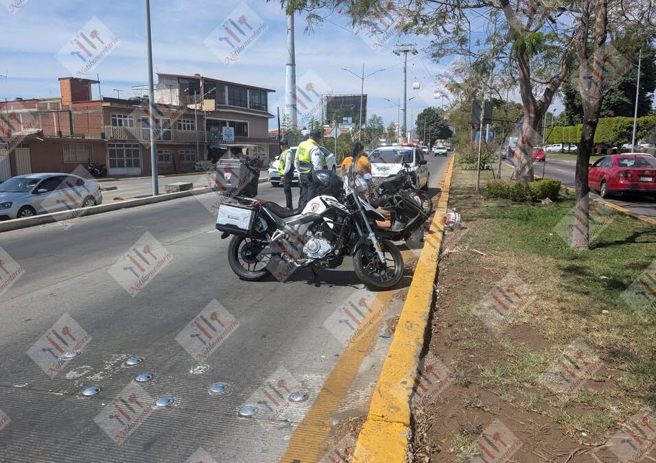 Dos mujeres heridas al derrapar en su motocicleta