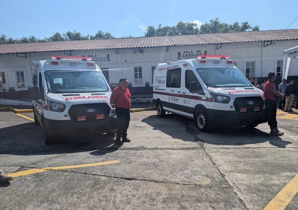 Ayuntamiento equipa con dos nuevas ambulancias al DIF Municipal