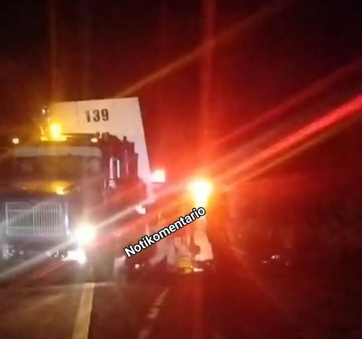 De tres balazos asesinan a trailero cerca de Capacuaro