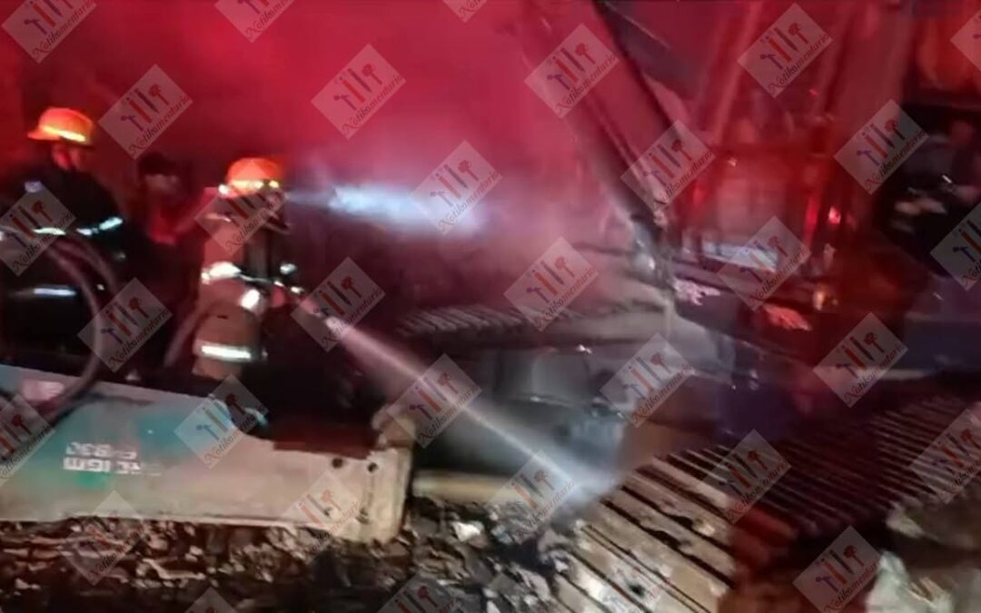 Incendian dos maquinas en la obra de la ampliación de la autopista Siglo XXI