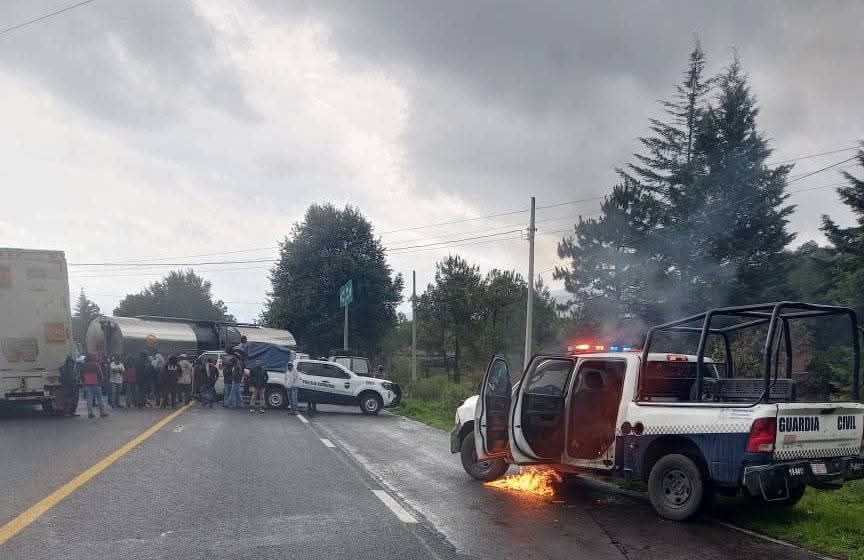 Comuneros de Pomacuaran incendian patrulla