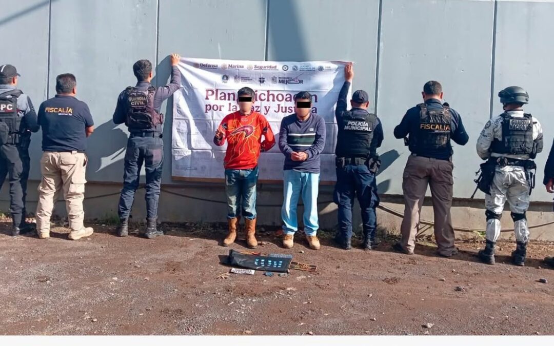 Detienen a dos con drogas en la colonia Observatorio