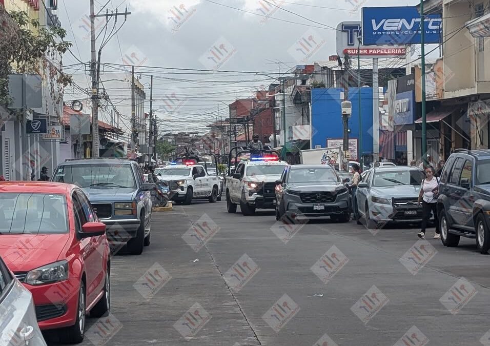 Reporte de navajeado moviliza a uniformados y paramédicos