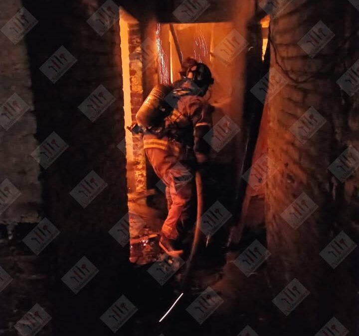 Se incendia casa en el barrio de San Miguel, no hay víctimas