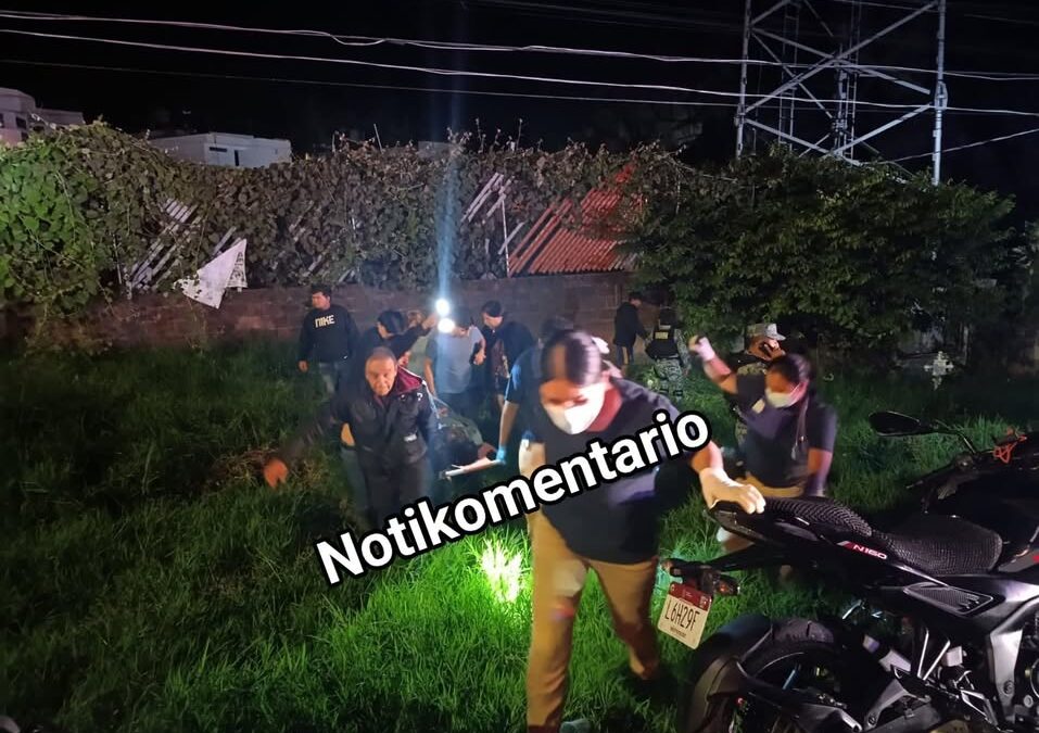 Motociclista herido al derrapar en su motocicleta